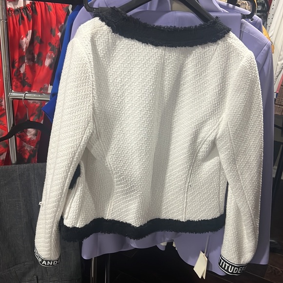 Marc Aurel Jacket (CHANEL STYLE) - 75%+ OFF - Size USA 4, 8 - Picture 3 of 5